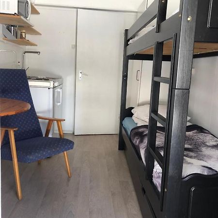 Rena Hostel Einara Dış mekan fotoğraf