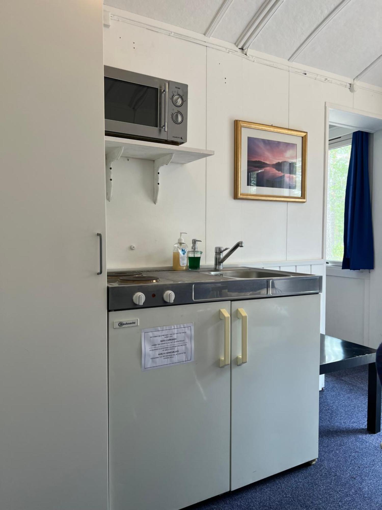 Rena Hostel Einara Dış mekan fotoğraf